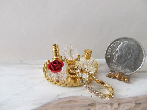 Artisan ladies vanity - ladies, tray